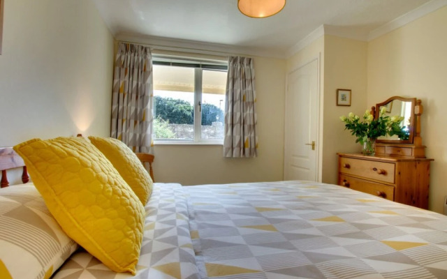 Flat 24 Clifton Court Croyde