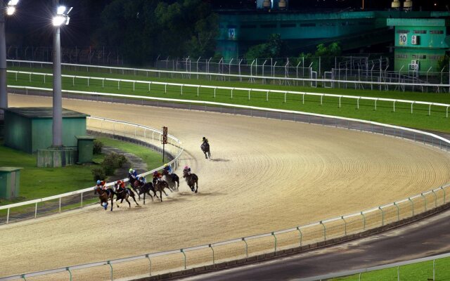 YOHO Hollywood Roosevelt Hotel