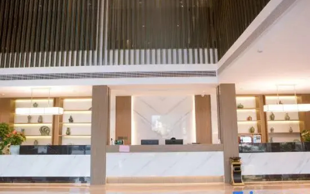 Jialong Hotel (Jinyun Huzhen)