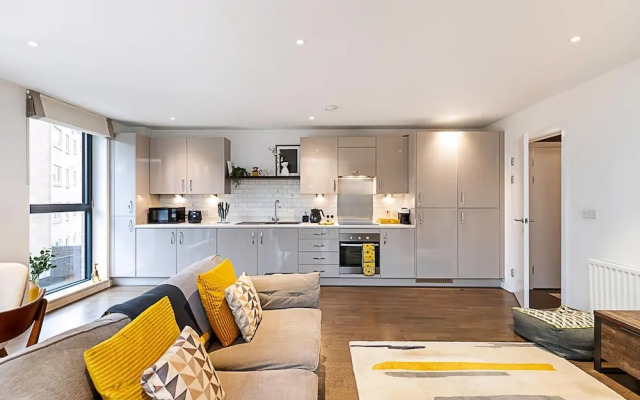 Spacious and Trendy Shoreditch Flat