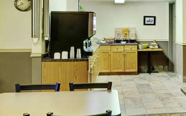 Thompson's Best Value Inn & Suites