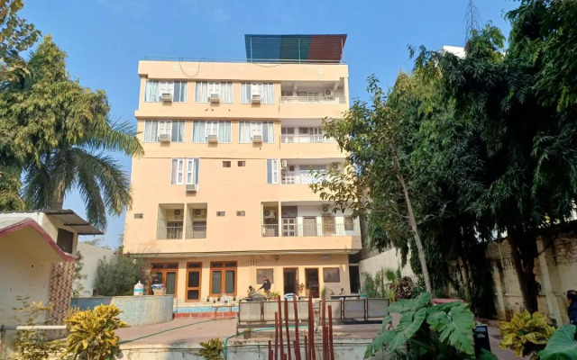Pushkar Village Camp Resort