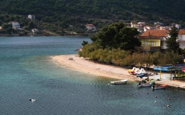 Apartments Holidays Roko