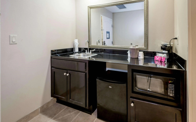 Hampton Inn & Suites Montgomery-Downtown