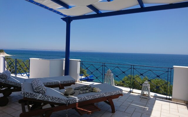 Aliki Studios
