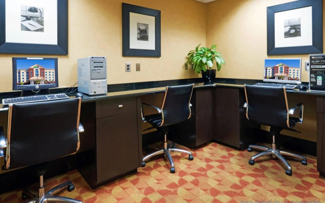 Holiday Inn Express & Suites Columbia-Fort Jackson by IHG