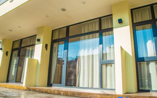 Mogan Mountain Eight Trees Inn