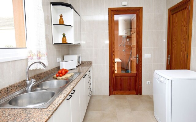 Casa Familiar con Piscina y BBQ