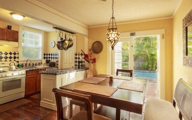 Casa Blanca Vacation Home