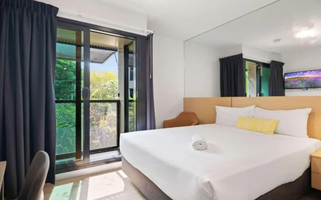 Ibis Darwin Airport Hotel