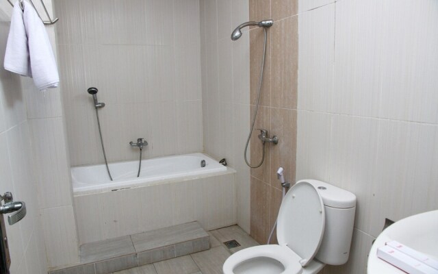 OYO 1656 Parama Su Hotel