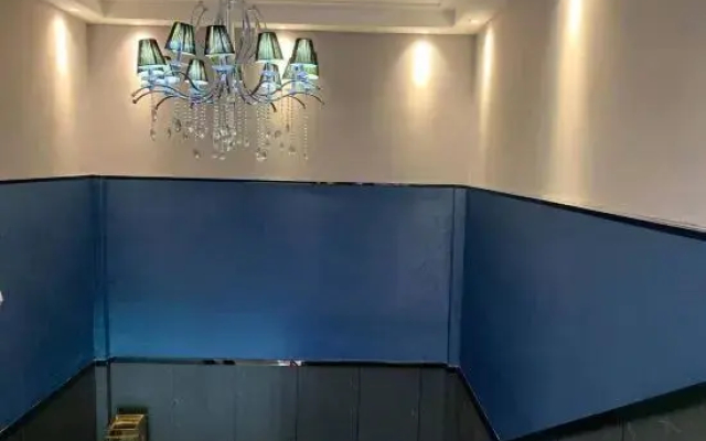 Shilong Express Hotel