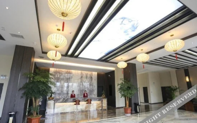 Yunrui Hotel (Dali Dongfang)