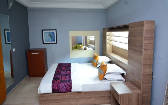 Signatious Hotels & Suites Lagos
