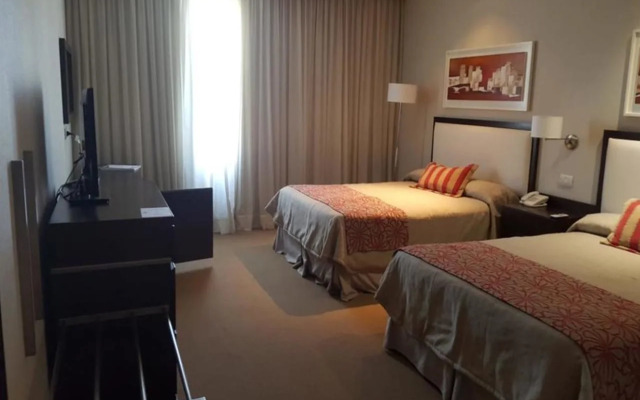 Howard Johnson by Wyndham Piedras Moras