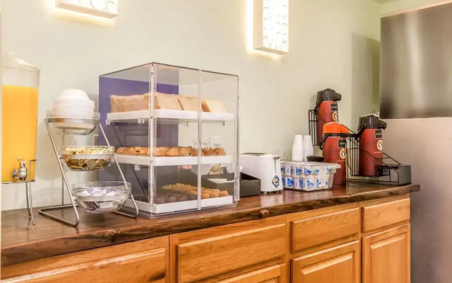 Econo Lodge Inn & Suites Williams - Grand Canyon Area