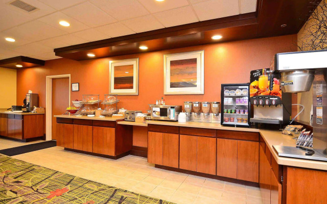 Fairfield Inn Suites by Marriott Cherokee