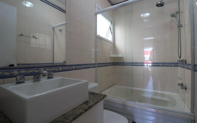 Apto com banheira para banho relaxante - HB67F