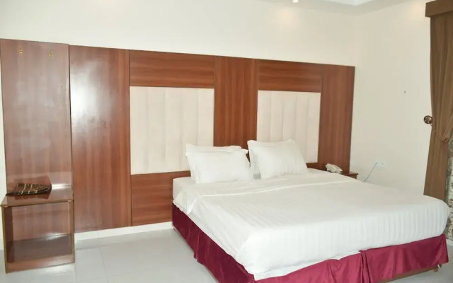 Al Taj Towers Hotel Apartments