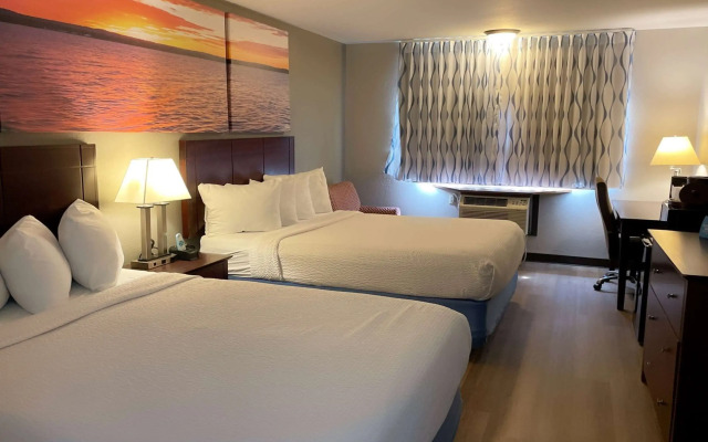 Days Inn & Suites by Wyndham Stevens Point