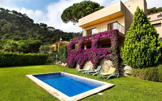 Penelope - Two Bedroom