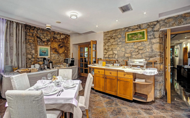 Hotel Skradinski Buk
