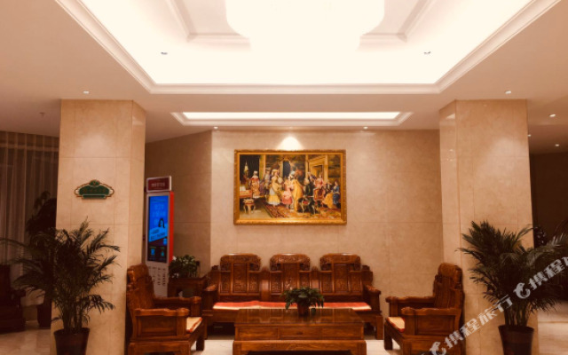 Vienna 3 Best Hotel (Luoyang Mengjin Huimeng Avenue)