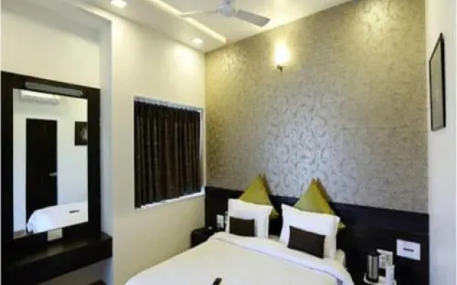 Hotel The Grand Daksh Somnath