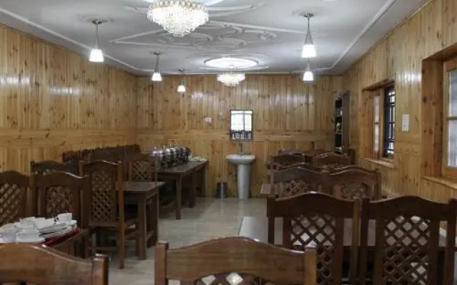 Hotel Barzman