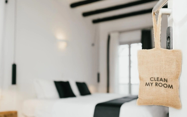 Mr & Mrs White Paros Suites & More