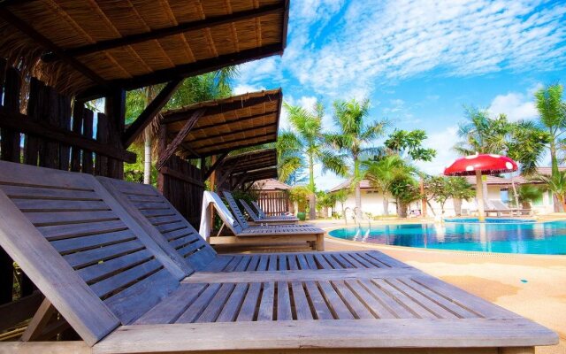 Rattana Pura Beach Resort