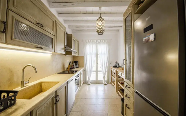 Marvi House 1