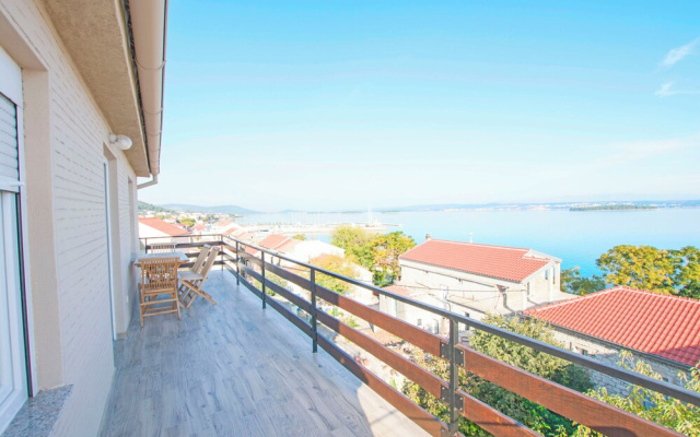 Apartments Marin