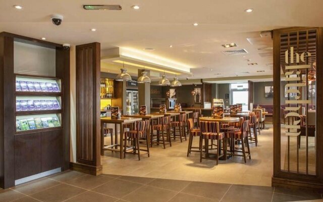 Premier Inn Witney
