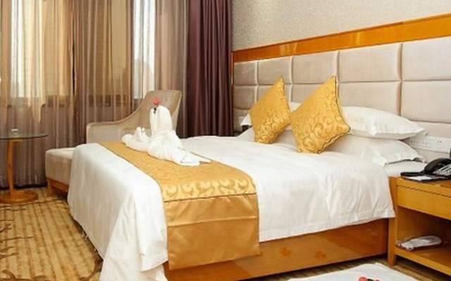 Xiamen Plaza Hotel