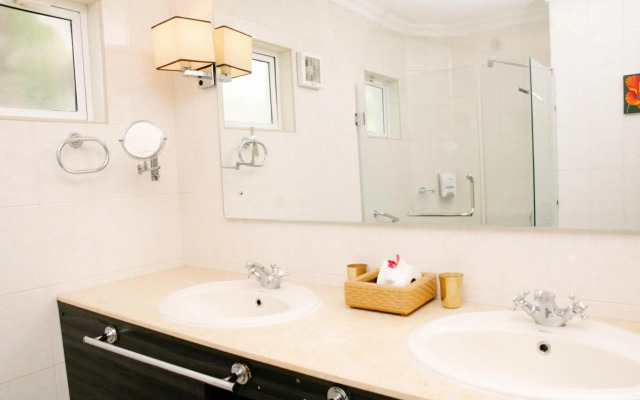 Hibiscus Boutique Hotel