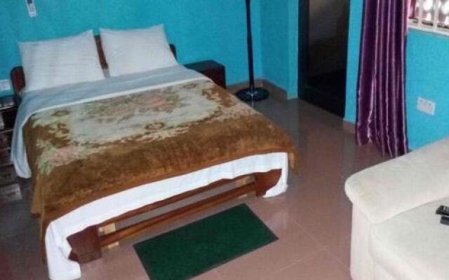 Money Goes Hotel