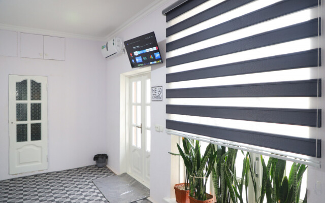 Z & Sh Guest House