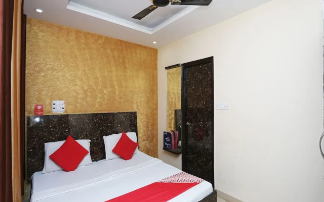 OYO 28440 Mk Hotel And Restaurant