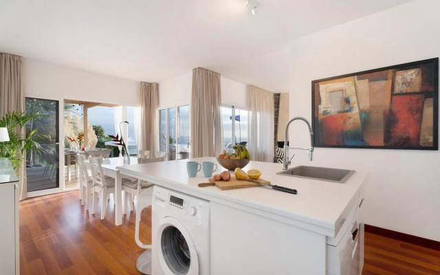 VILLA BAHIA DE MICHEL, Piscina climatizable, Free Wifi, BBQ