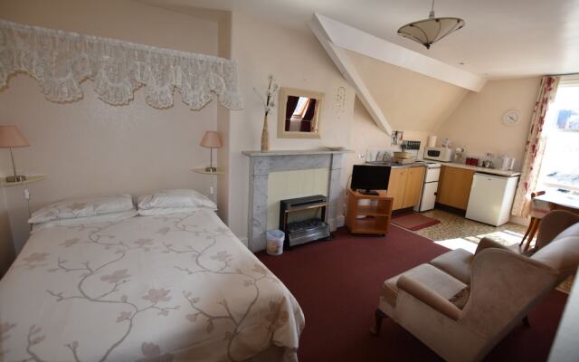 Brialene Holiday Apartments