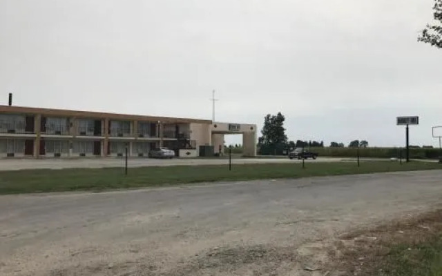 Budget Inn Arcola
