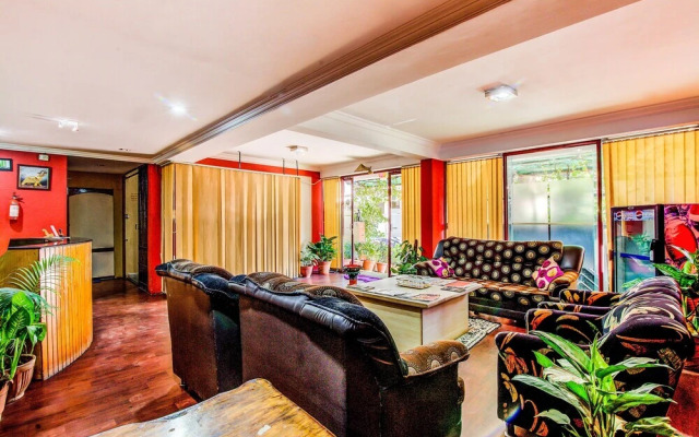 Maple Green Deluxe By FabHotels