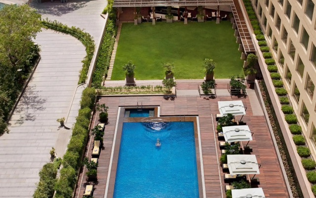 Courtyard by Marriott Mumbai International Airport