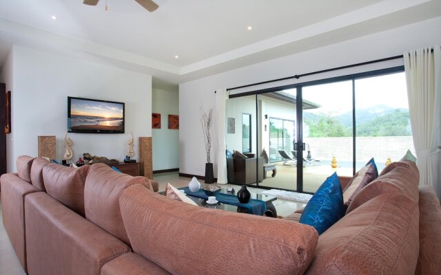 Villa Kaimook Andaman 6 Bed Picturesque Valley Location