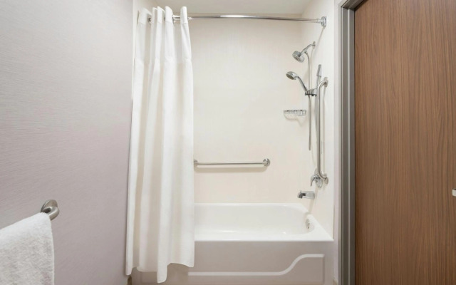 Courtyard by Marriott Traverse City