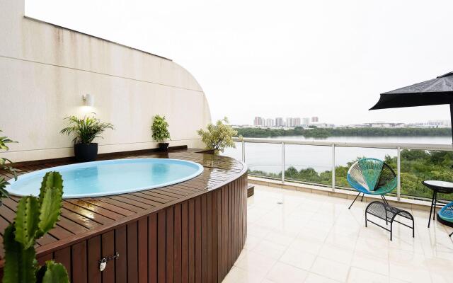 Apartamento c/ Piscina e Garagem | FL 960/602