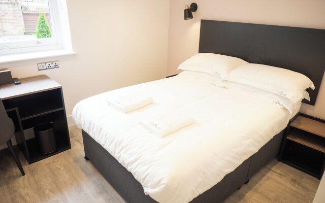 Crown Hotel