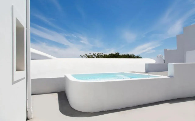 Ayoba Santorini