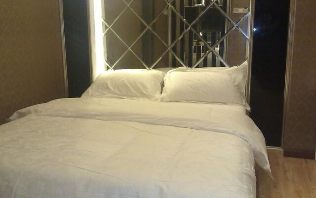 Wuhan Sculpture Time Hotel